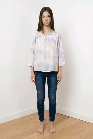 Bluse med paisley-print og off-shoulder-effekt, blå