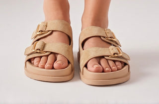 Sandal, Sort