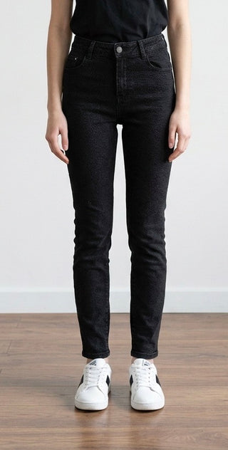 Sort denim med sorte rhinsten