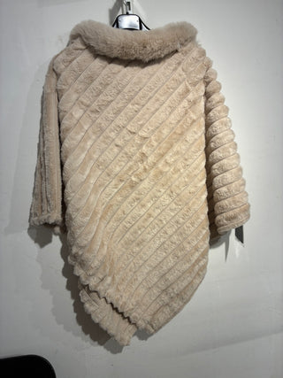 Poncho, Pink